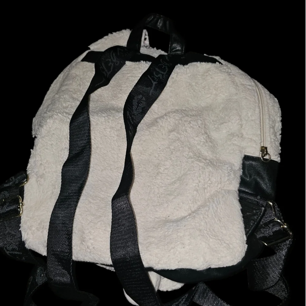 💰Luv Betsey Johnson White and Black Kids Backpack